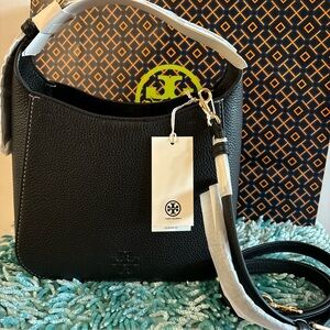 Authentic Brand New Tory Burch Thea Bucket Bag with Pebbled Leather Black